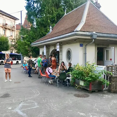 Apartment 145 * Spacious Bright And Charming